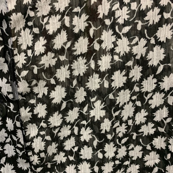 H&M BLOUSE - Picture 4 of 4